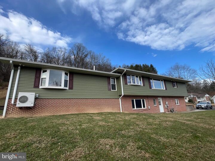 Property Photo:  820 Woodland Avenue  MD 21502 