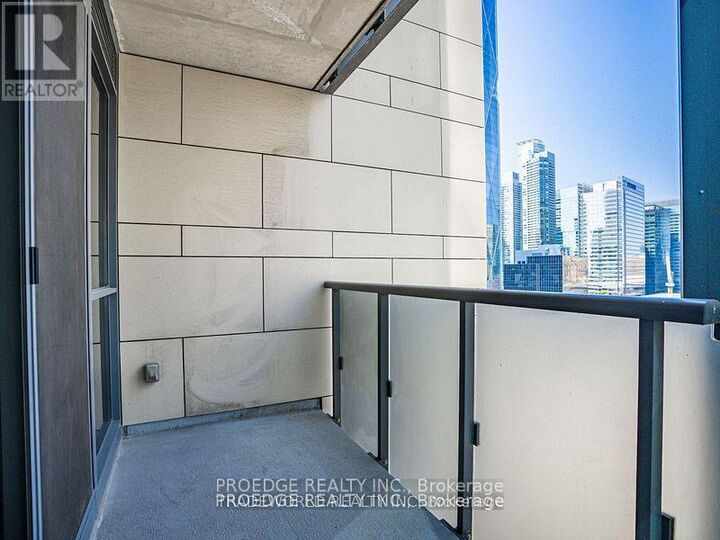 Property Photo:  1 The Esplanade Street 1504  ON M5E 0A8 