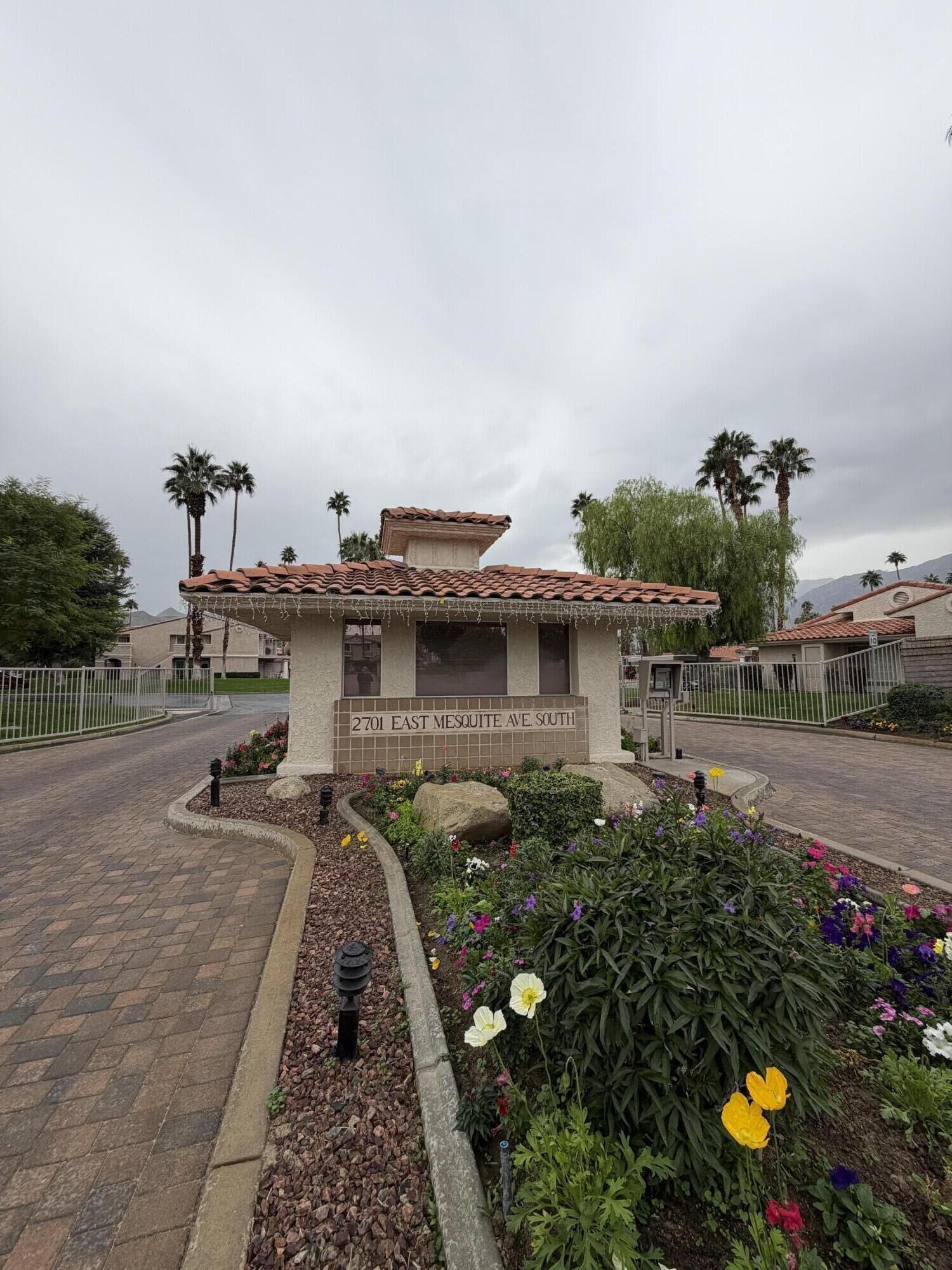 Property Photo:  2701 E Mesquite Avenue S86  CA 92264 