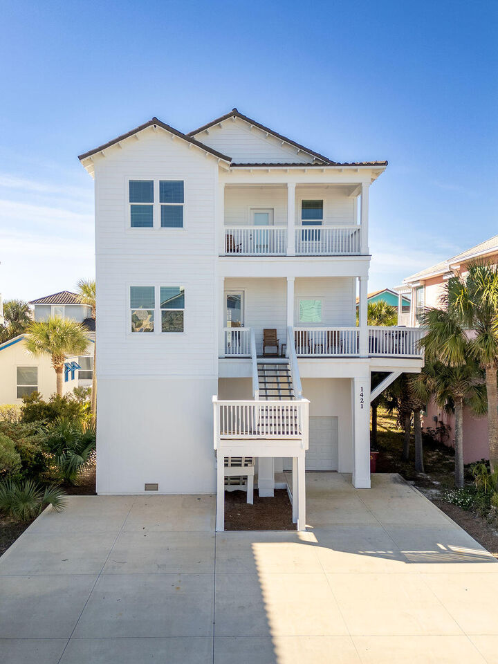 Property Photo:  1421 Sonata Court  FL 32566 