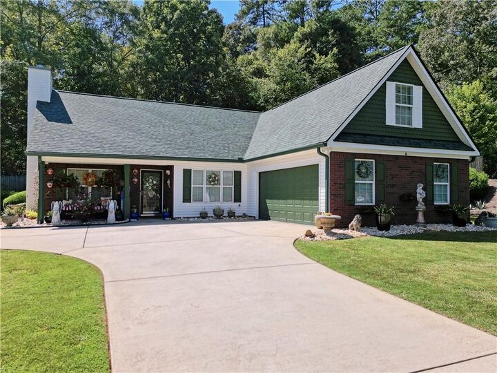 Property Photo:  100 Glenview Drive  GA 30224 