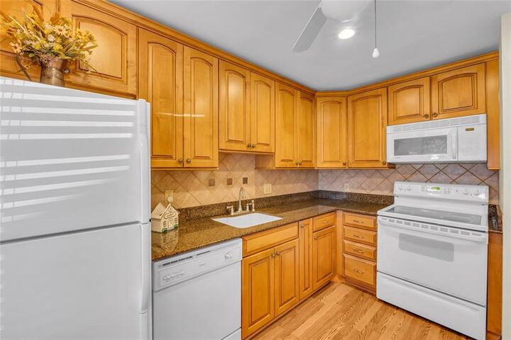 Property Photo:  21656 Juego Cir 23-K  FL 33433 