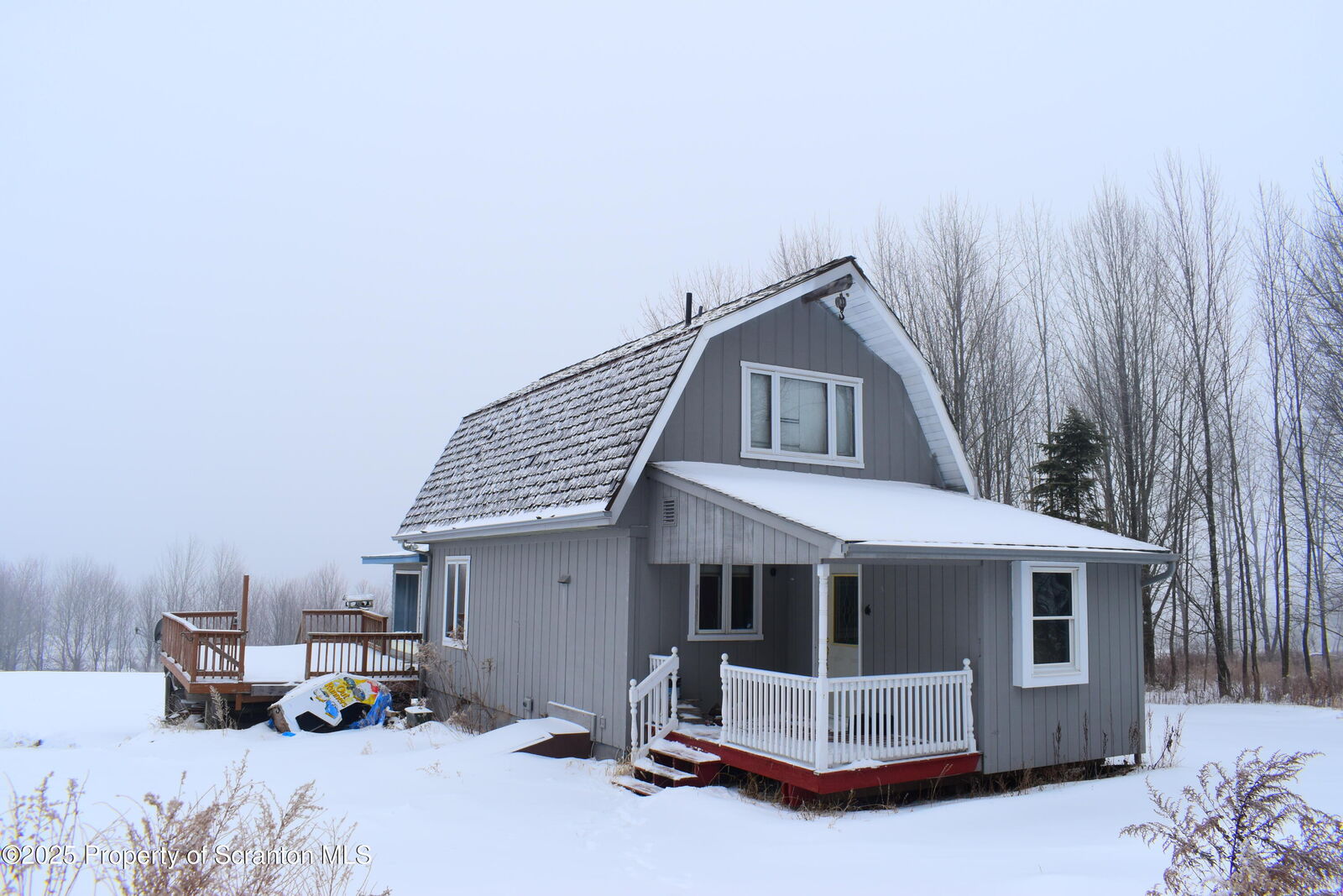 Property Photo:  3003 Ridge Road  PA 18465 