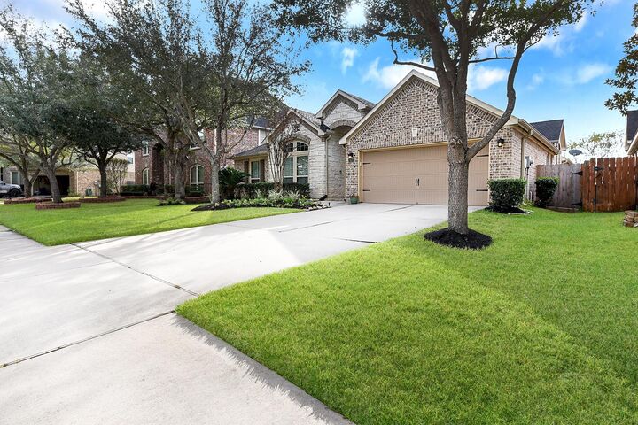 Property Photo:  28011 Canyon Wren Drive  TX 77494 