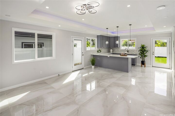 Property Photo:  237 Kuahiwi Avenue  HI 96786 