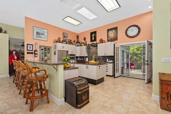 Property Photo: 76-6353 Kaheiau St HI 96740