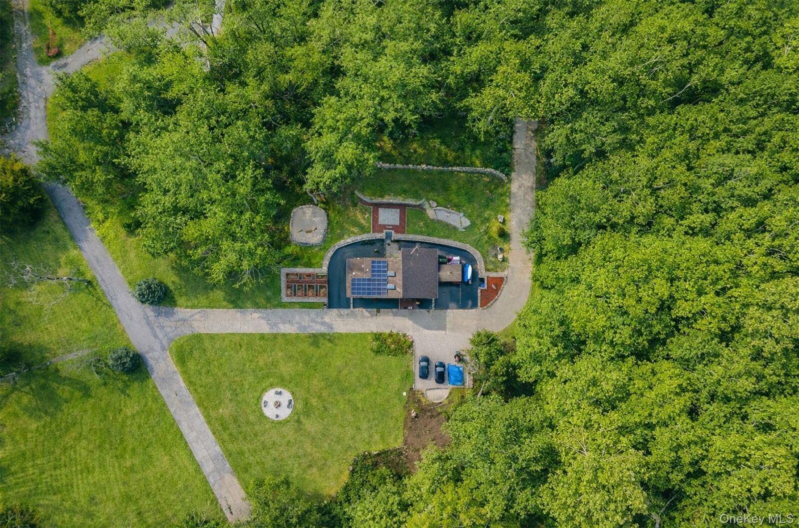 Property Photo:  27 Spice Hill Road  NY 10520 
