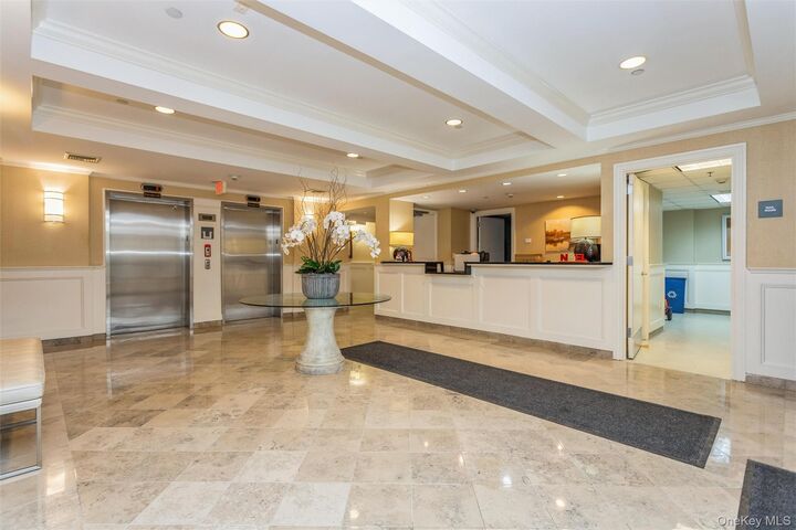 Property Photo:  225 Stanley Avenue 305  NY 10543 