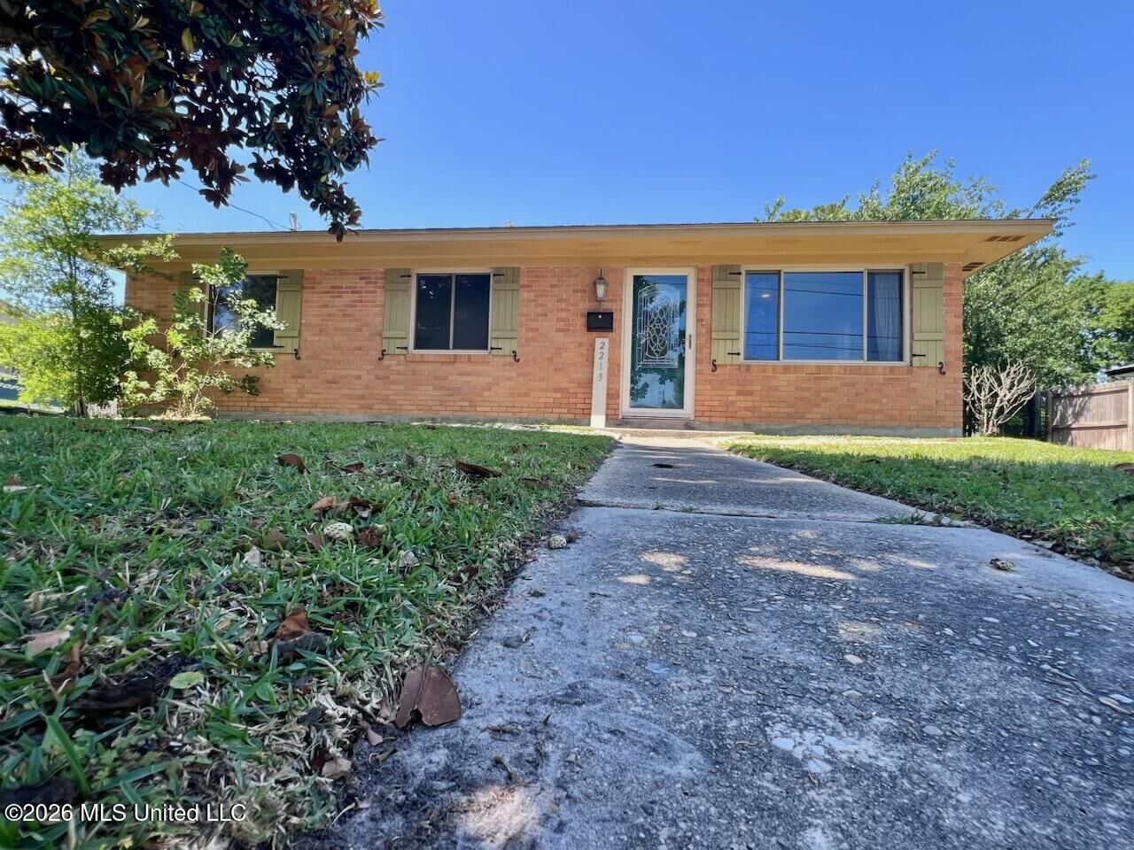 Property Photo: 2213 North Street MS 39507