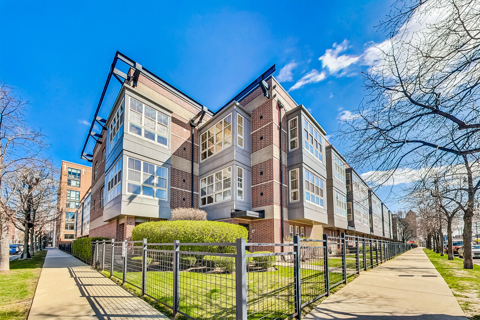 Property Photo:  45 E 23rd Street  IL 60616 