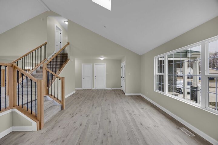 Property Photo: 470 N School Street IL 60408