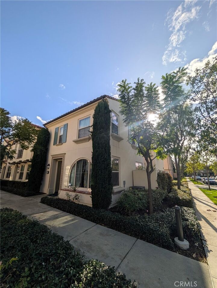 Property Photo:  64 Emerald Clover  CA 92620 