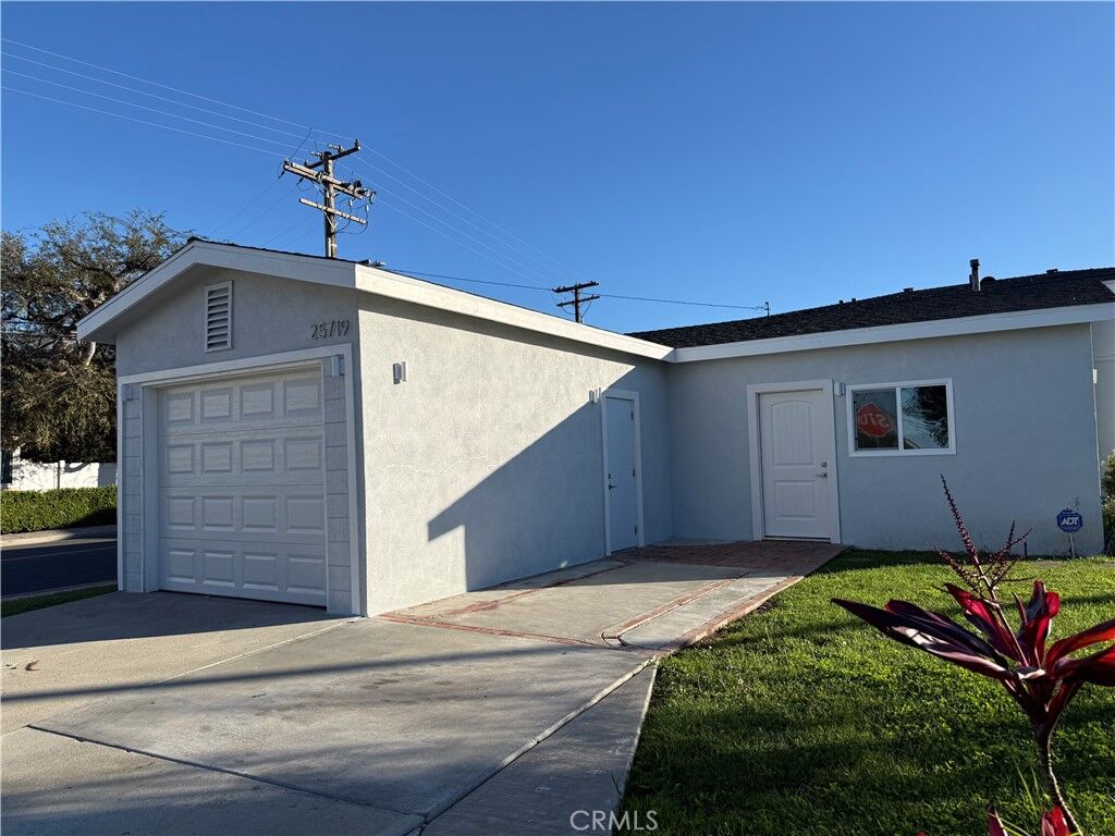 Property Photo: 25719 Walnut CA 90717