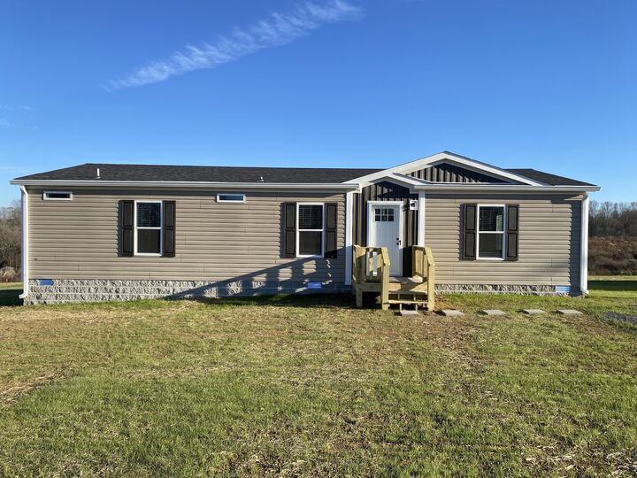 Property Photo:  1690 Gamaliel Rd  TN 37150 