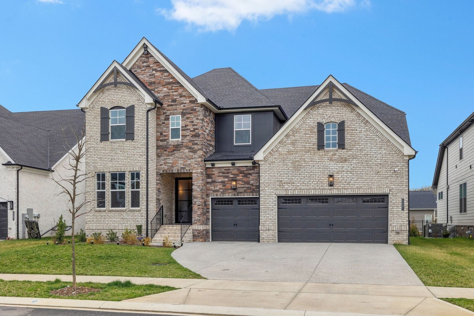 Property Photo:  5451 Ayana Dr  TN 37014 