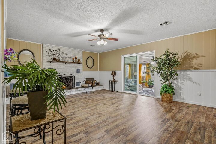 Property Photo: 1003 S Parkside Street AR 72315