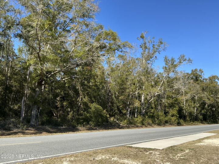 Property Photo:  000 NW C R 341  FL 32626 