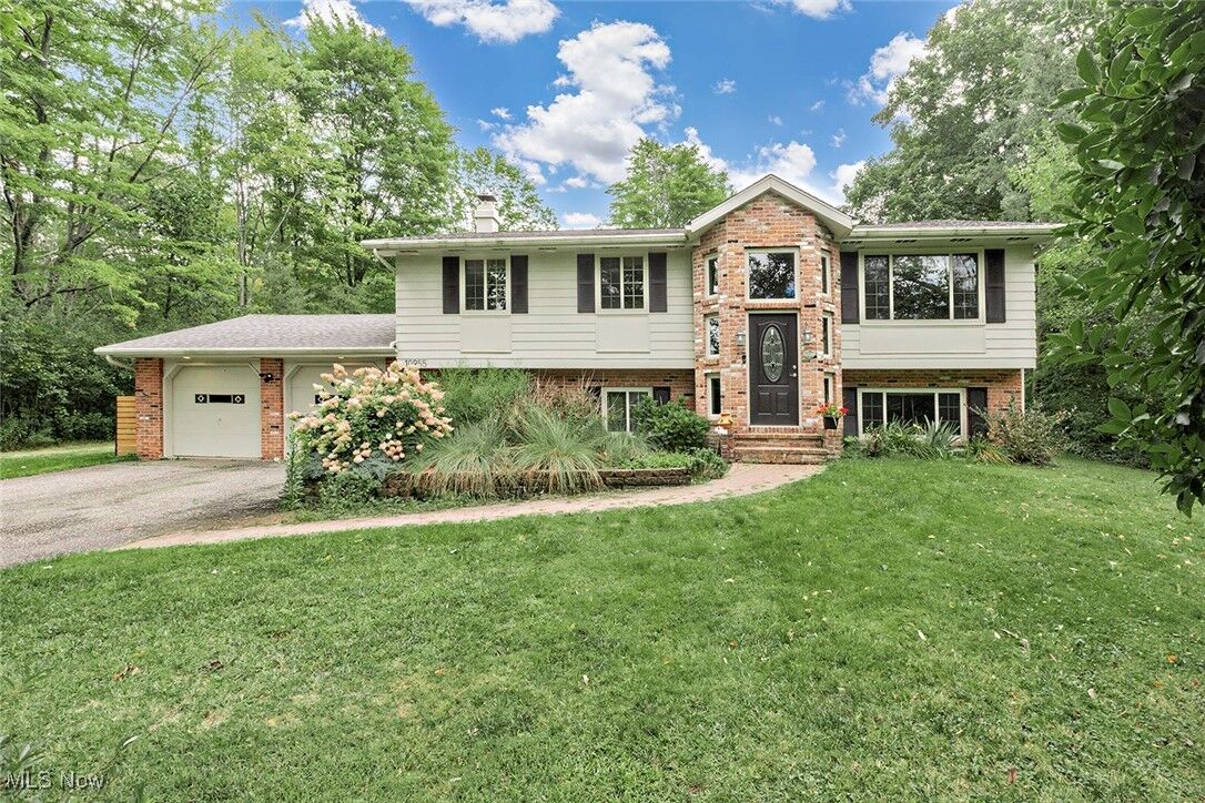 Property Photo:  10955 Auburn Road  OH 44024 