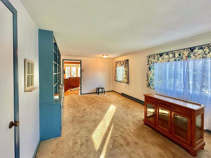 Property Photo: 21 Piscataqua Road NH 03301