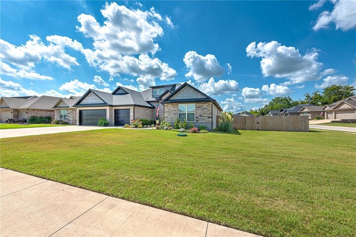 Property Photo:  308 Deere Run Drive  AR 72718 