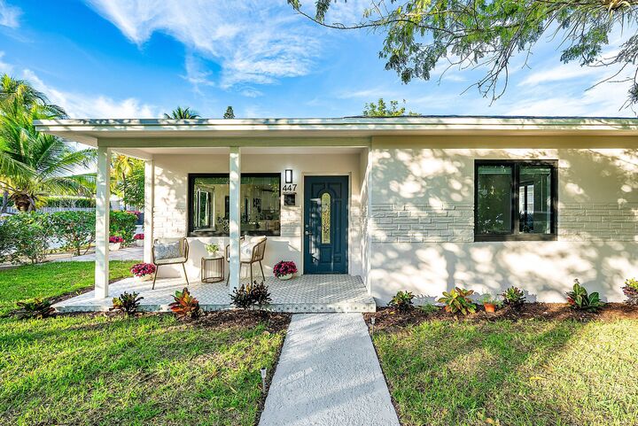 Property Photo: 447 36th Street FL 33407