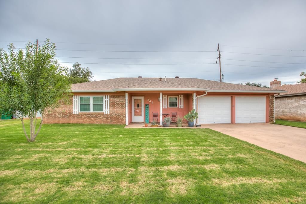 Property Photo:  242 Amistad Rd  TX 76901 