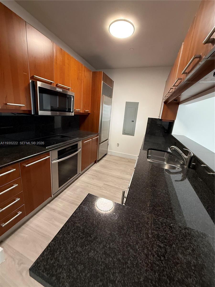 Property Photo: 901 Brickell Key Blvd 3102 FL 33131