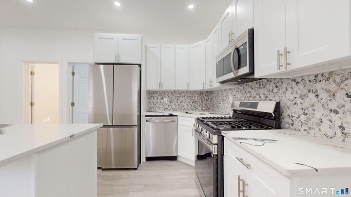 Property Photo:  93 Spring Street  CT 06516 