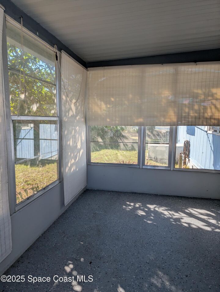 Property Photo:  436 NE Holiday Park Boulevard NE  FL 32907 