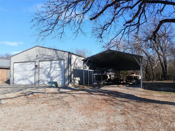 Property Photo:  417558 Bridgeport Road  OK 74432 