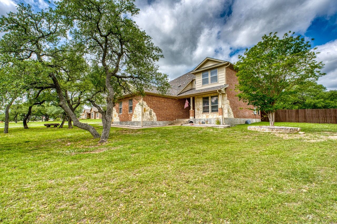 Property Photo:  326 Sunrise Hills  TX 76550 