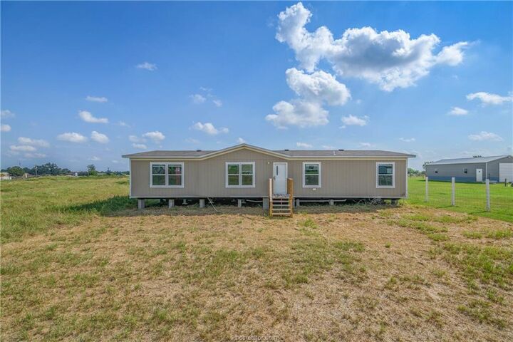 Property Photo:  7401 Catalina Hill Court  TX 77808 