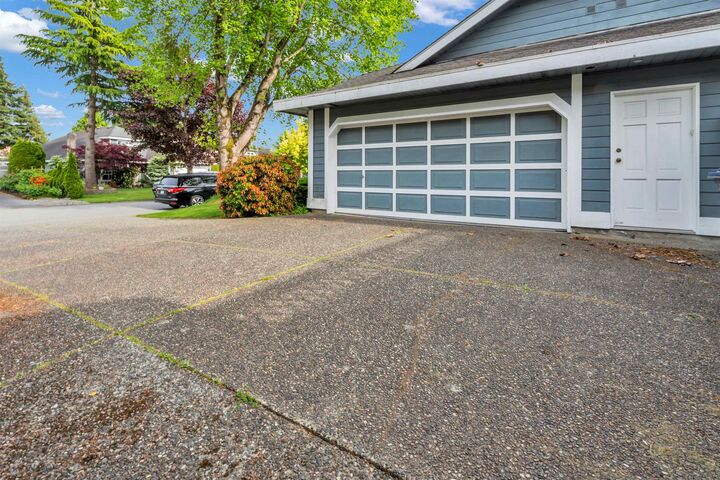 Property Photo: 2151 148A Street BC V4A 8L7