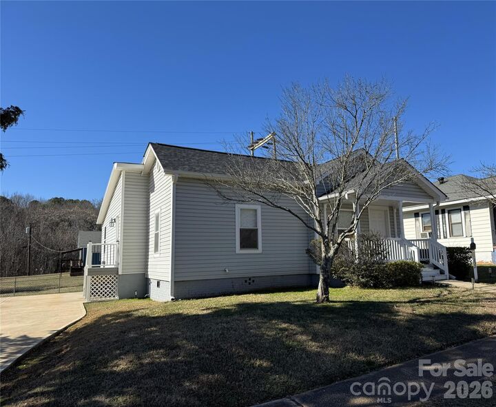 Property Photo: 202 Williamson Street SC 29715