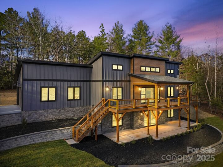 Property Photo:  1597 Compass Court 152  NC 28630 