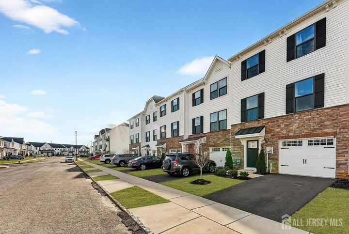 Property Photo:  39 Sage Way  NJ 08054 