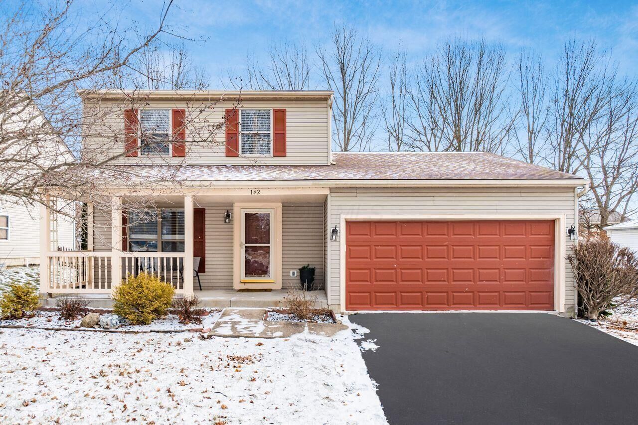 Property Photo:  142 Kettering Bend  OH 43015 