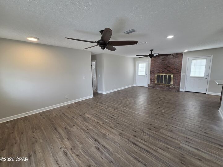 Property Photo:  211 Sukoshi Drive  FL 32404 