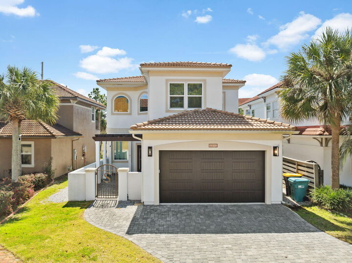 Property Photo:  4694 Amhurst Circle  FL 32541 
