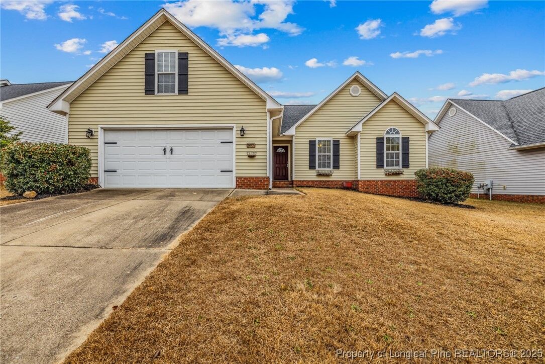 Property Photo: 817 Bramblegate Road NC 28348