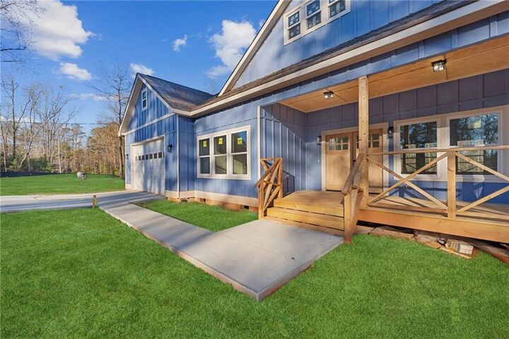 Property Photo:  705 Seabolt Road  GA 30248 