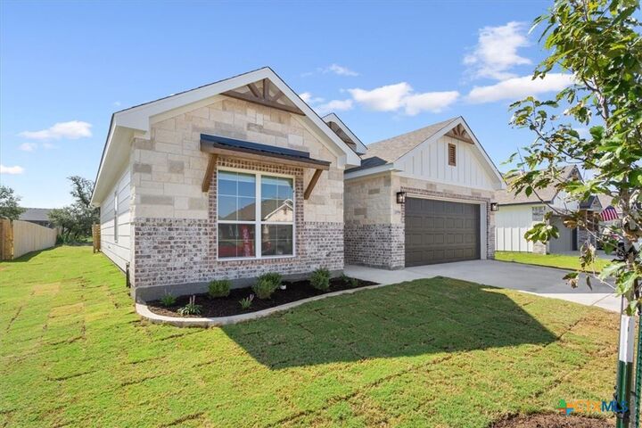Property Photo:  2094 Mercer Street  TX 76559 