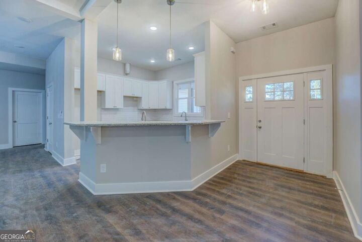 Property Photo:  124 Flamingo Drive  GA 31064 