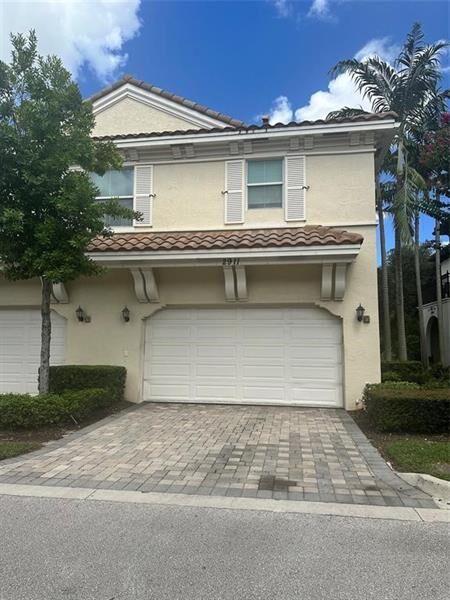 Property Photo:  2911 Cascada Isles Way 1801  FL 33024 