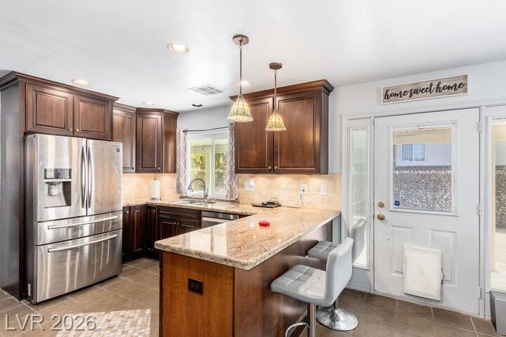 Property Photo:  5300 Oakbury Court  NV 89130 