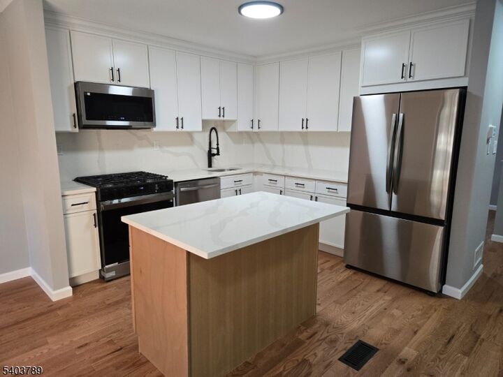 Property Photo:  38 Fox Hill Ln  NJ 08844 