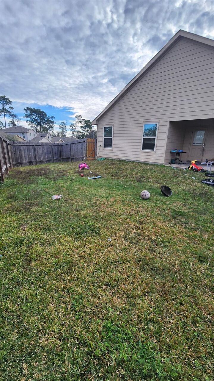 Property Photo:  5612 Rainflower Terrace Lane  TX 77389 