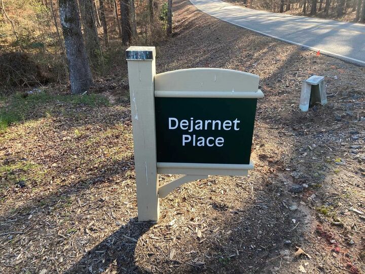 Property Photo:  1060 Dejarnet Place  GA 30642 