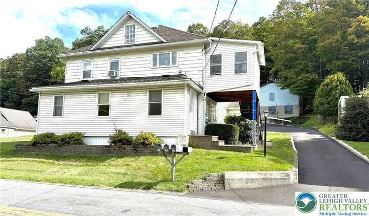 Property Photo:  1368 Five Points Richmond Road  PA 18013 