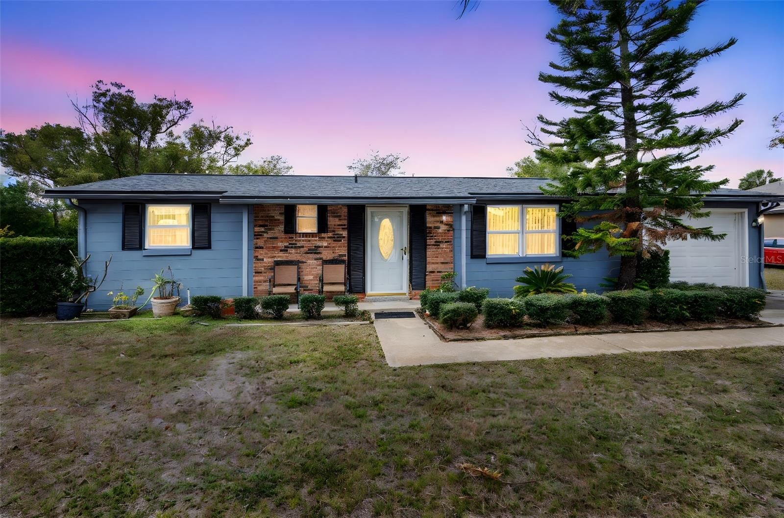 Property Photo: 1347 E Normandy Boulevard FL 32725